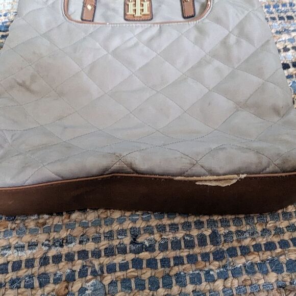 Tommy Hilfiger Quilted Nylon Tote Bag Olive With Faux Leather Trim Shoulder Bag - Picture 3 of 11